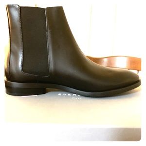 Everlane Chelsea Modern Boot brand new in box.